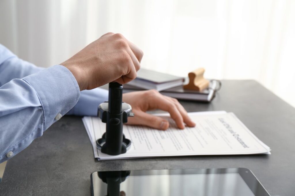 Will Have to be Notarized in Illinois - 23 Legal