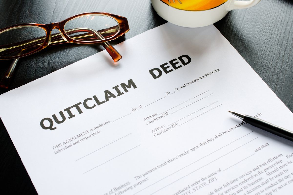 Quit Claim Deed in Illinois - 23 Legal